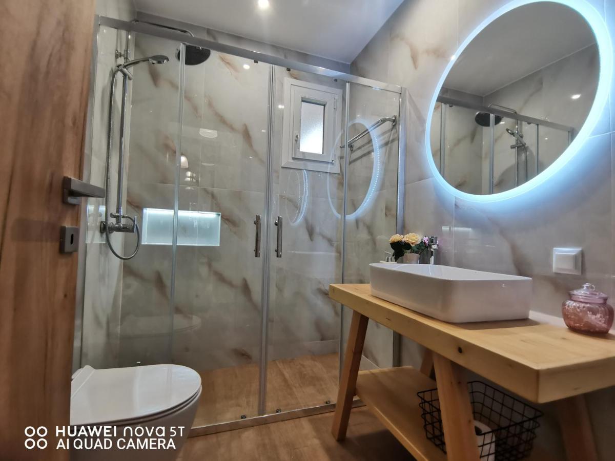 Nely's Luxury Nydri (Lefkada)